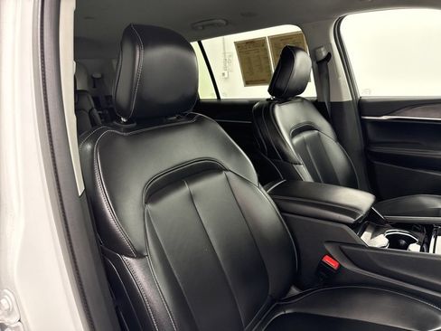 Certified 2023 Jeep Grand Cherokee L Limited image 16