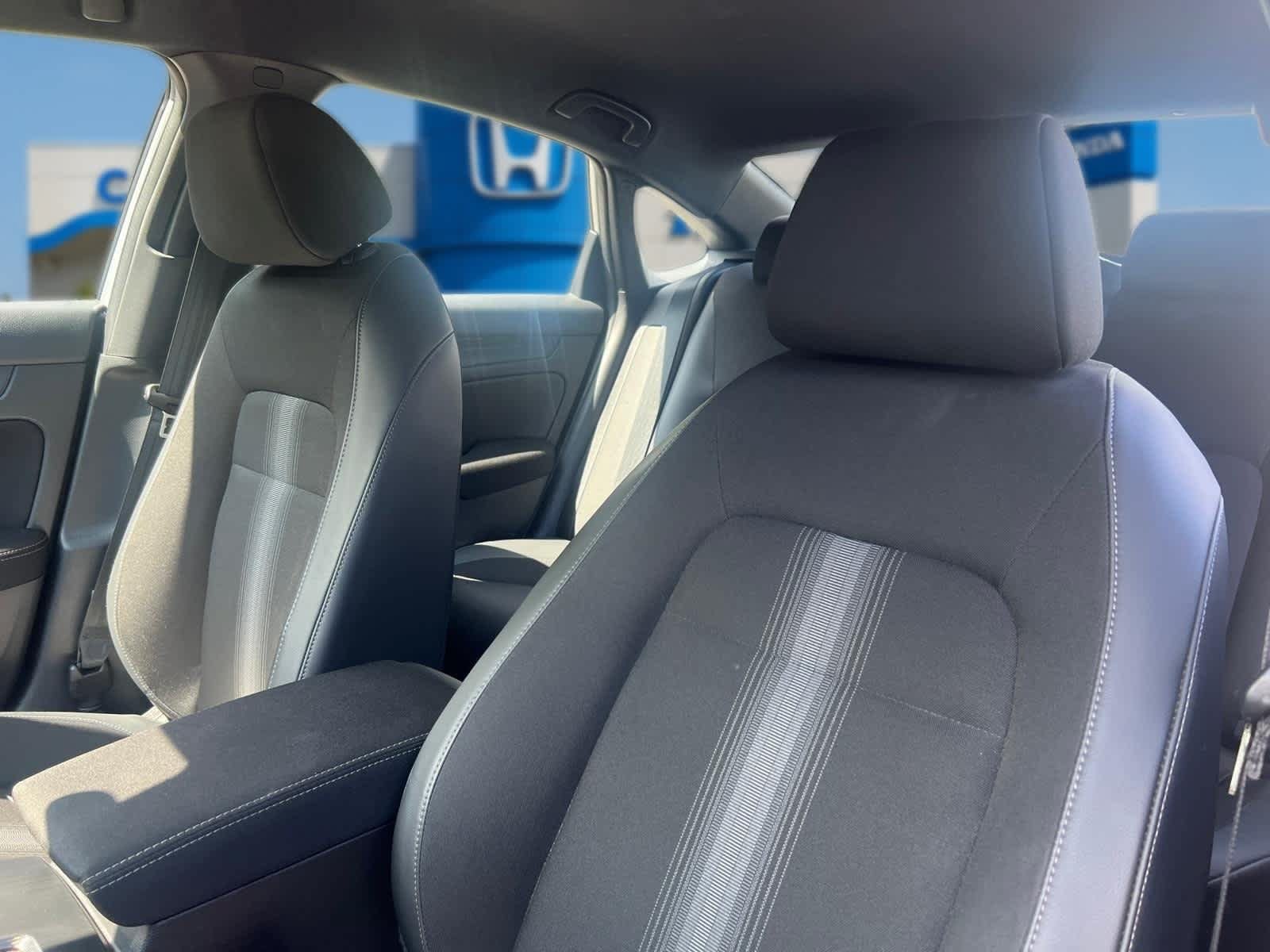 Used 2023 Honda Civic Sport image 13