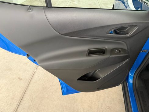 Used 2024 Chevrolet Equinox LT image 19