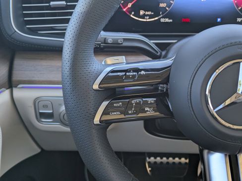 Used 2026 Mercedes-Benz GLS 450 4MATIC image 20