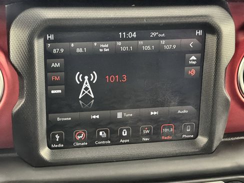 Used 2018 Jeep Wrangler Rubicon image 18