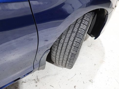 Used 2015 Honda Accord Sport image 40
