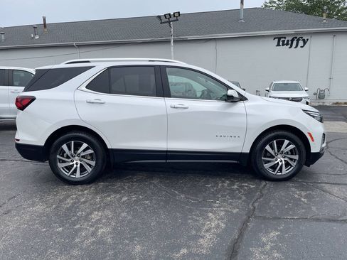 Used 2024 Chevrolet Equinox Premier AWD/4WD image 9