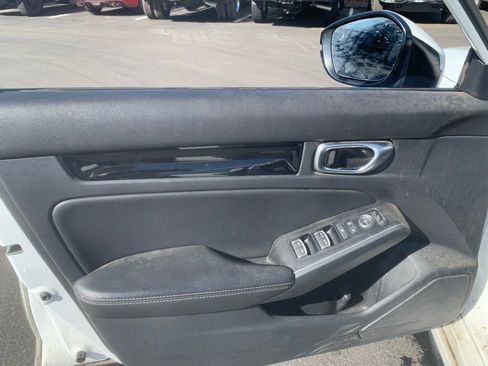 Used 2023 Honda Civic Sport Touring image 9