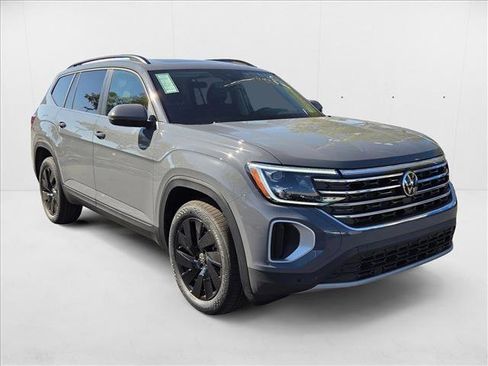 New 2026 Volkswagen Atlas SE image 7