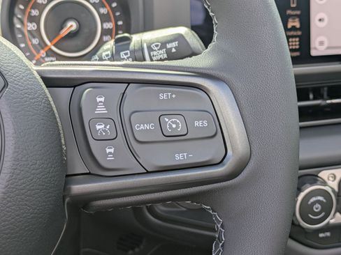 New 2025 Jeep Wrangler Rubicon w/ Technology Group image 17