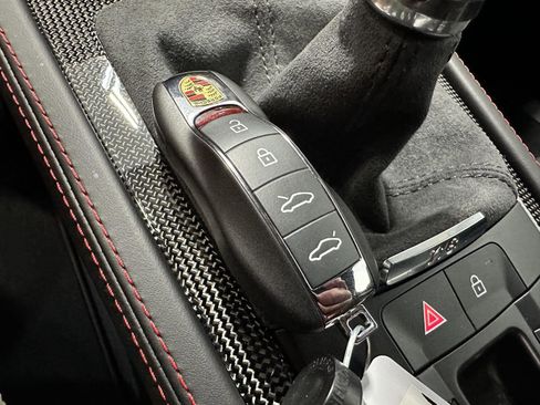 Certified 2025 Porsche 718 Boxster GTS image 38