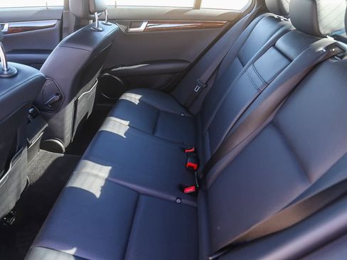 Used 2012 Mercedes-Benz C 250 Sedan image 15