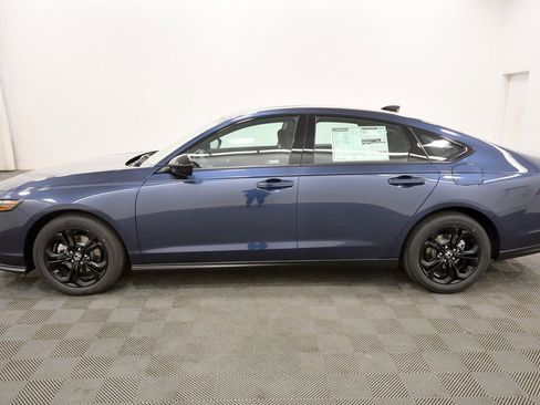 New 2025 Honda Accord SE image 4