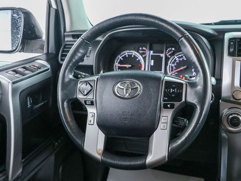 Used 2023 Toyota 4Runner Limited AWD/4WD image 12