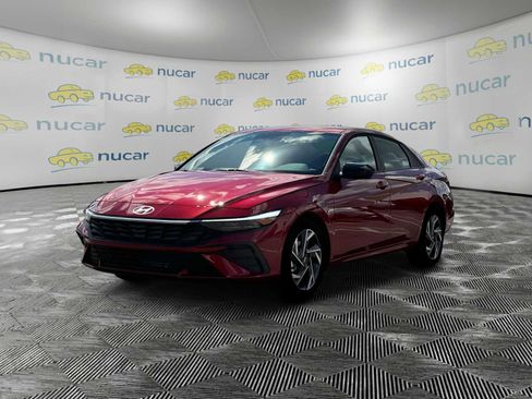 New 2025 Hyundai Elantra Sport image 2