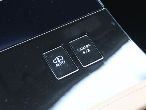 Certified 2025 INFINITI QX80 Luxe image 37