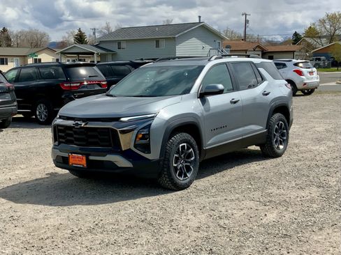 New 2026 Chevrolet Equinox ACTIV AWD/4WD image 1