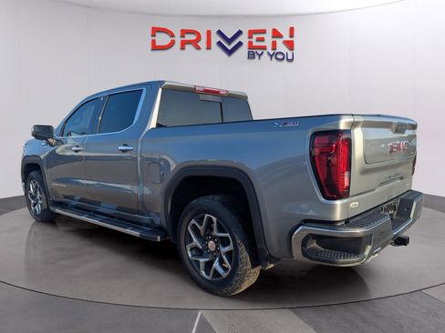 Used 2023 GMC Sierra 1500 SLT w/ SLT Premium Package image 4