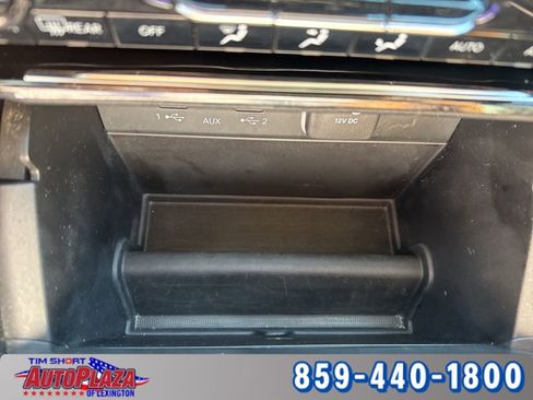 Used 2024 Jeep Grand Cherokee Limited image 40