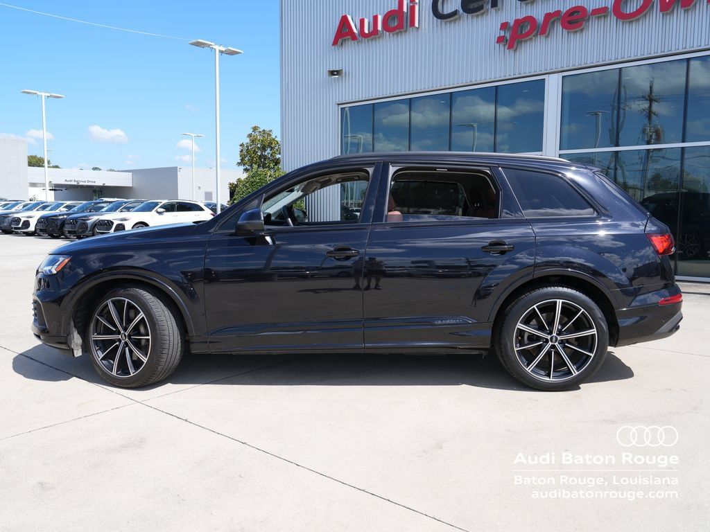 Used 2020 Audi Q7 3.0T Prestige w/ Prestige Package AWD/4WD image 2