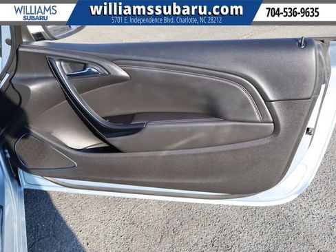 Used 2019 Buick Cascada Premium FWD image 29