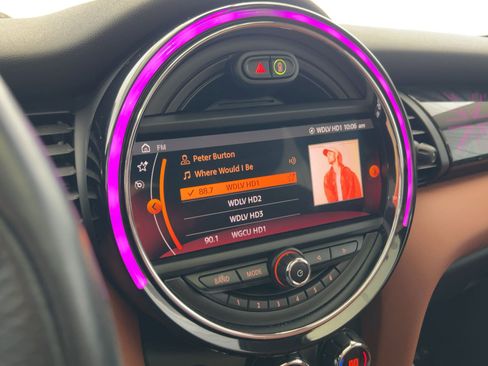 Used 2019 MINI Cooper S image 25