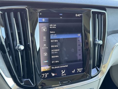 Used 2022 Volvo V60 T5 Cross Country AWD/4WD image 23