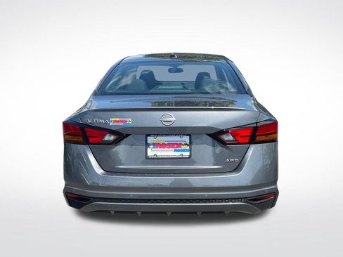 New 2026 Nissan Altima 2.5 SV AWD/4WD image 4