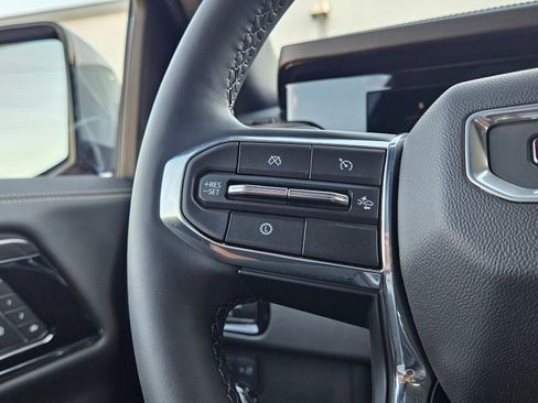 New 2026 GMC Yukon Elevation image 12