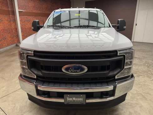 Used 2022 Ford F250 XL w/ Power Equipment Group AWD/4WD image 8