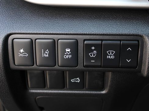 Used 2025 Mitsubishi Eclipse Cross SEL AWD/4WD image 11