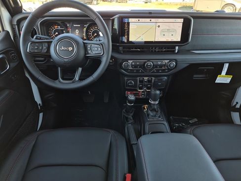 New 2026 Jeep Wrangler Unlimited Rubicon image 14