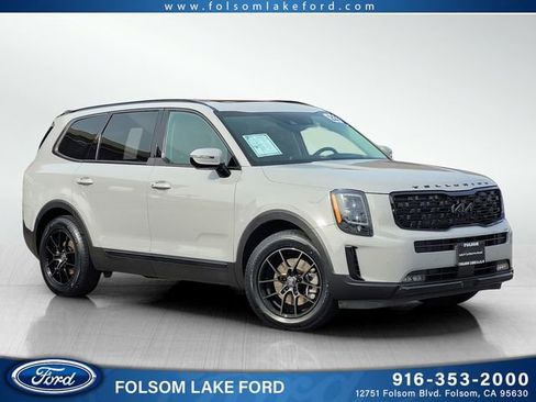 Used 2022 Kia Telluride SX w/ SX Prestige Package image 1