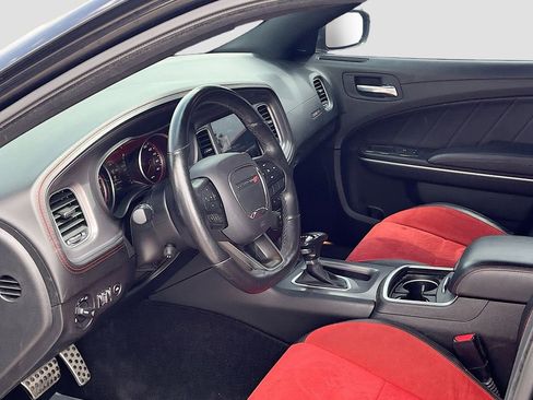 Used 2023 Dodge Charger Scat Pack w/ Dynamics Package RWD image 9