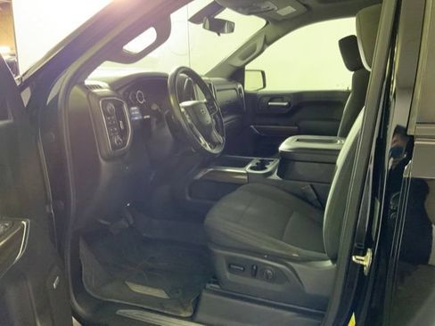 Used 2019 Chevrolet Silverado 1500 RST AWD/4WD image 16