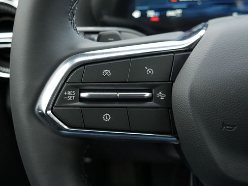 New 2026 Chevrolet Equinox LT image 13