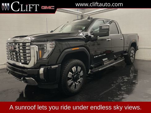 Used 2024 GMC Sierra 2500 Denali w/ Denali Reserve Package AWD/4WD image 1