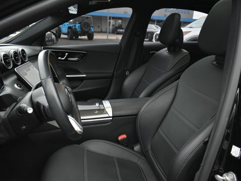 Used 2022 Mercedes-Benz C 300 4MATIC Sedan image 16