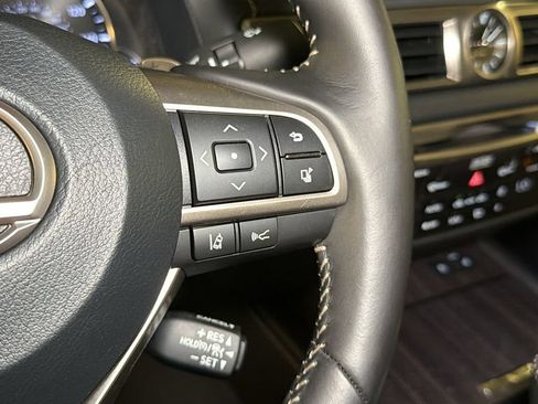 Used 2018 Lexus GS 350 AWD w/ Premium Package image 24
