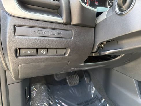 Certified 2024 Nissan Rogue S FWD image 16