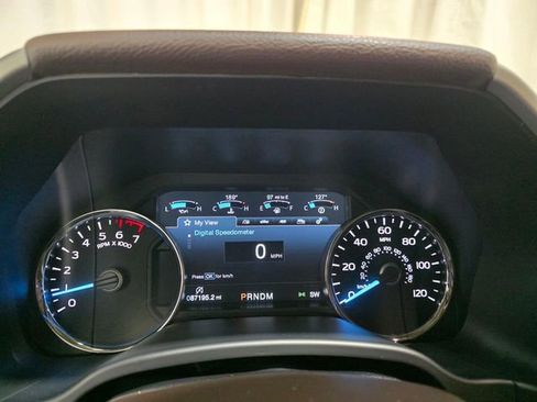 Used 2019 Ford F150 Lariat w/ Equipment Group 502A Luxury image 19