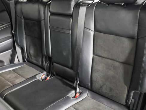 Used 2019 Jeep Grand Cherokee Altitude RWD image 36
