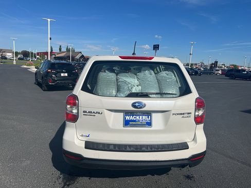 Used 2014 Subaru Forester 2.5i AWD/4WD image 39