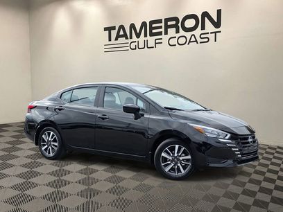 New 2025 Nissan Versa SV w/ Trunk Package