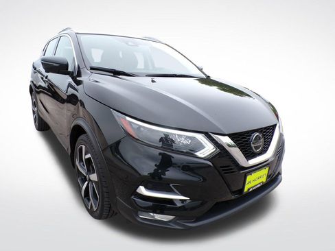 Used 2022 Nissan Rogue Sport SL w/ Premium Package AWD/4WD image 9