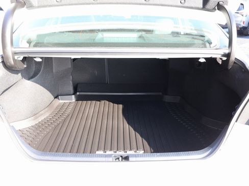 Used 2022 Toyota Camry XSE image 15