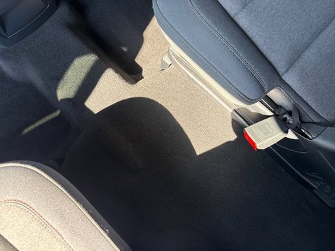Used 2026 Ford Explorer Active RWD image 17