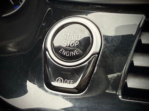 Used 2019 BMW 530i xDrive image 22