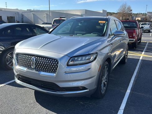 Used 2021 Lincoln Nautilus Reserve image 2