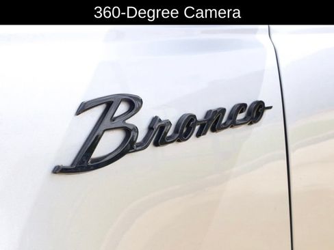Used 2022 Ford Bronco Wildtrak AWD/4WD image 12