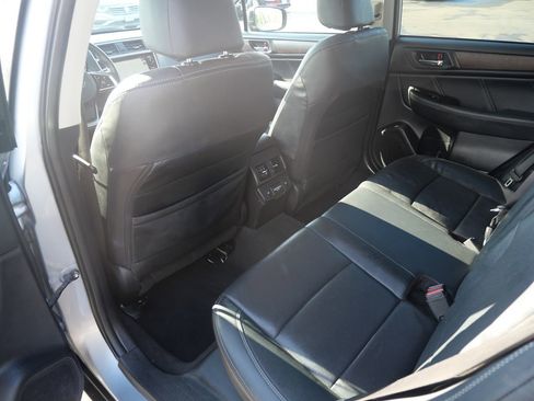 Used 2018 Subaru Outback 2.5i Limited image 20