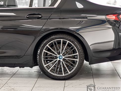Used 2023 BMW 530e xDrive w/ Convenience Package AWD/4WD image 8