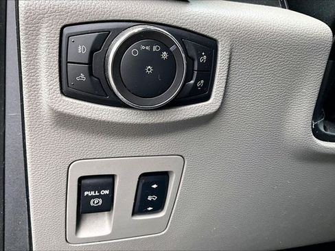Used 2018 Ford F150 XLT w/ Equipment Group 301A Mid AWD/4WD image 16