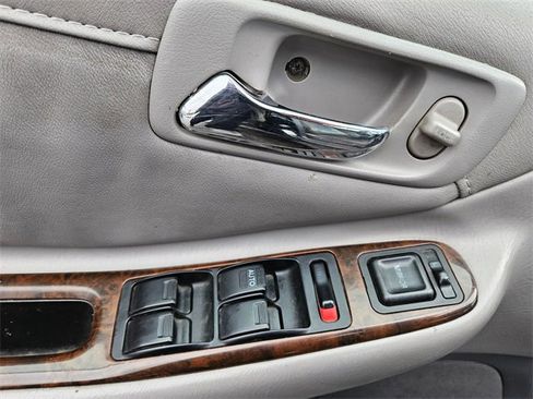 Used 2001 Honda Accord EX image 16